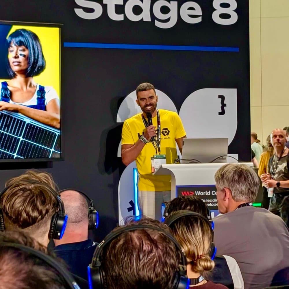 Milton León speaking at the WeAreDevelopers World Congress 2025 in Berlin